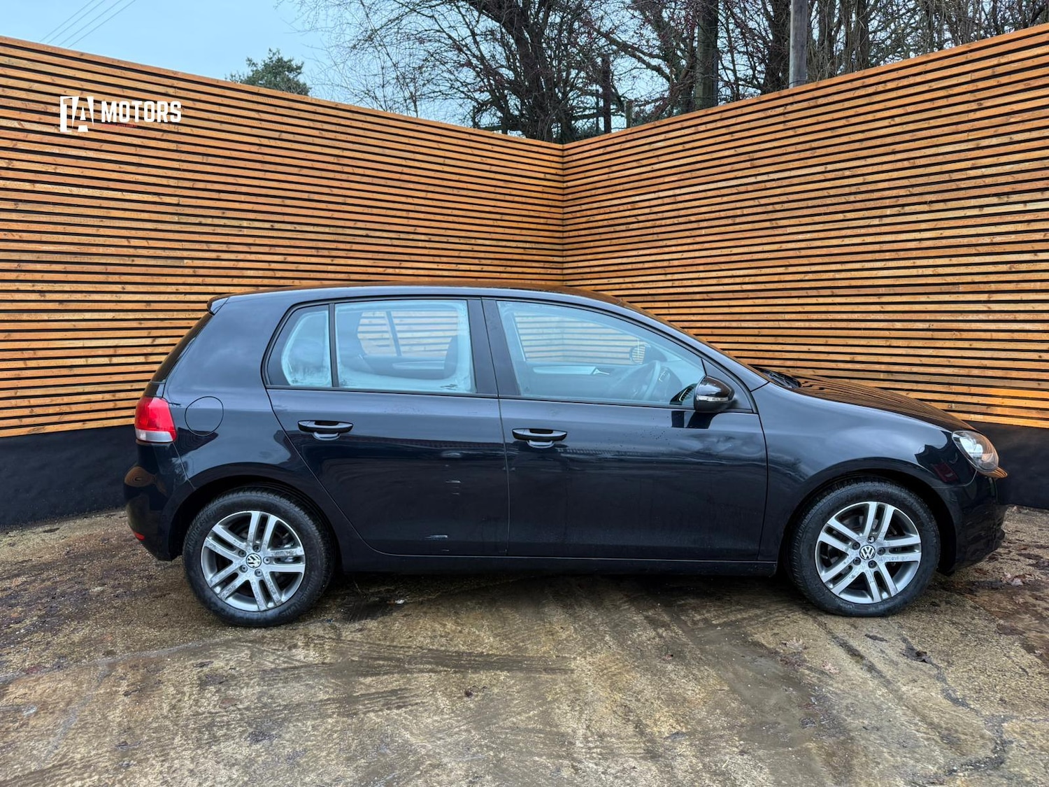 Used Volkswagen Golf 2011 for sale - 77453778: Photo 3