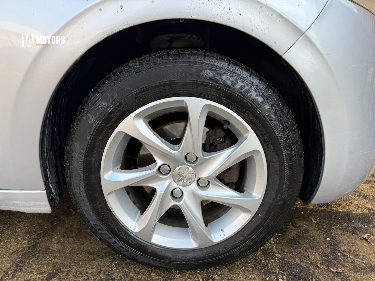 Used Peugeot 208 2014 for sale - 77189616: Photo 5