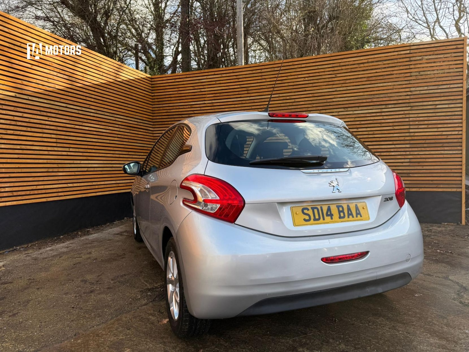 Used Peugeot 208 2014 for sale - 77189616: Photo 9