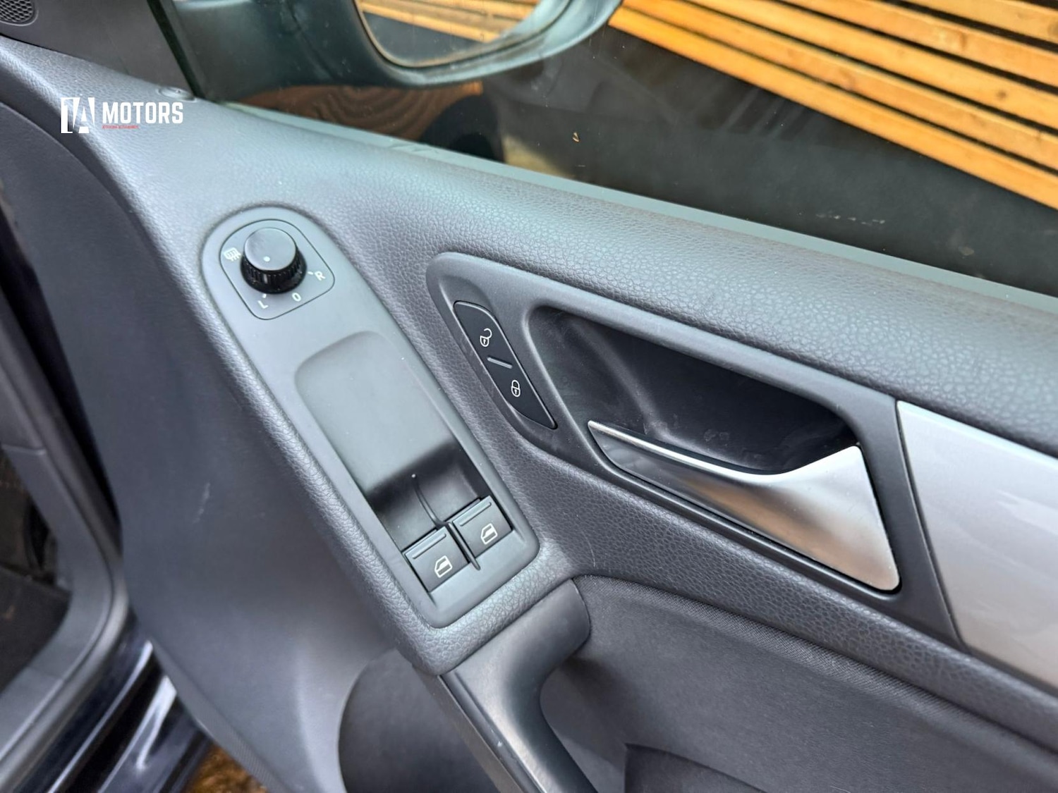 Used Volkswagen Golf 2011 for sale - 77210692: Photo 18