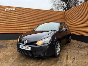 Used Volkswagen Golf 2011 for sale - 77210692: Photo