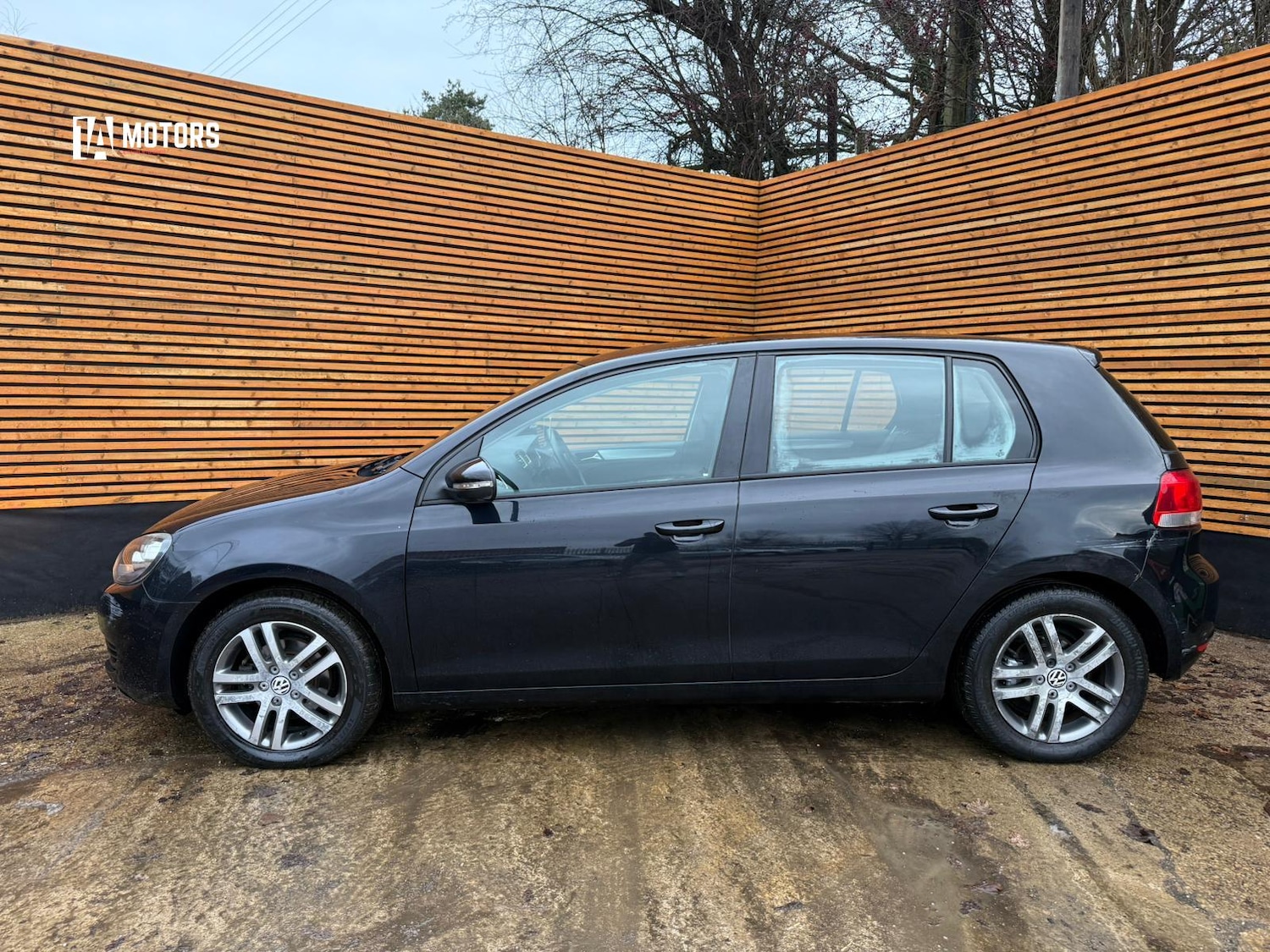 Used Volkswagen Golf 2011 for sale - 77210692: Photo 9