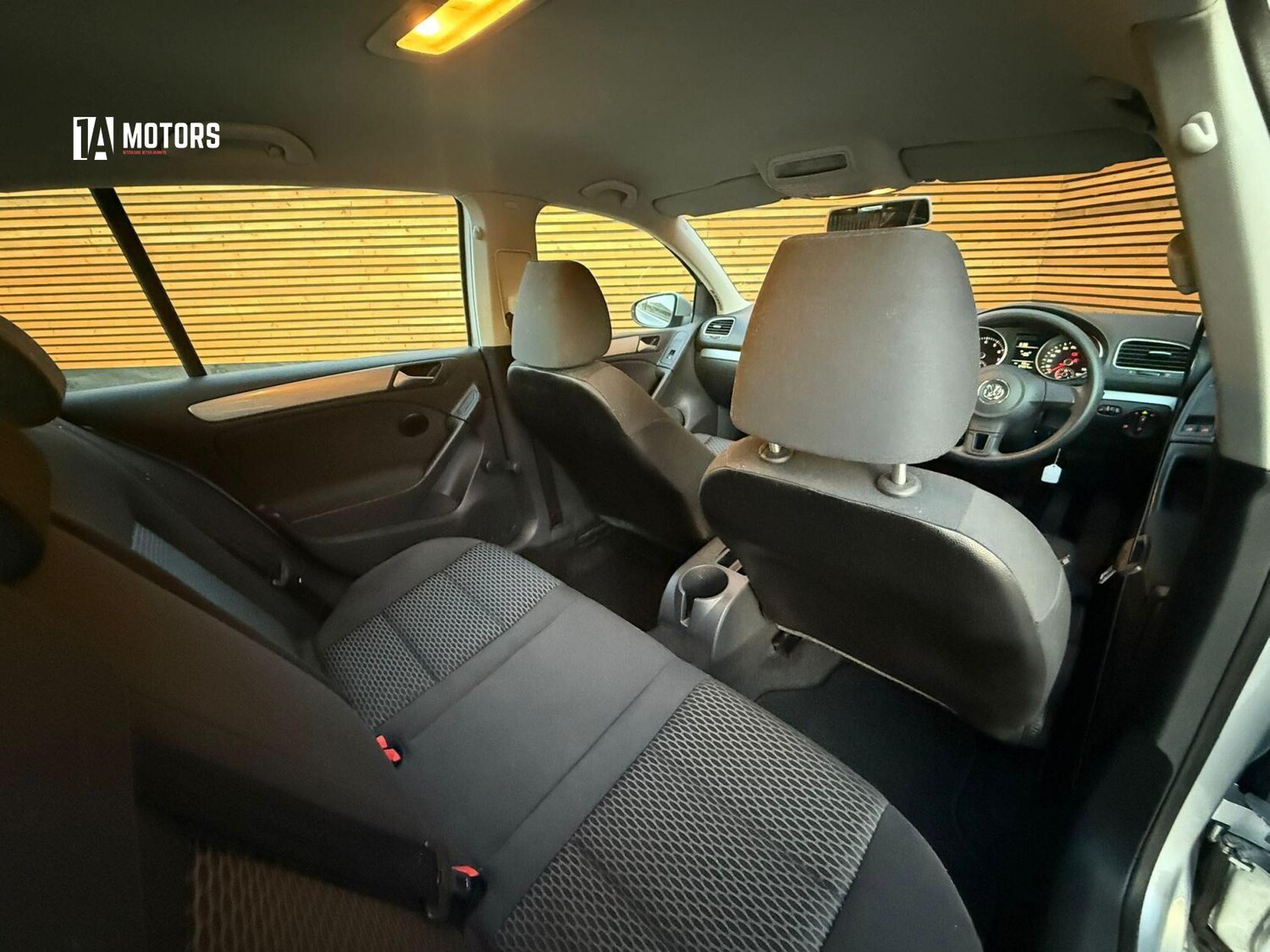 Used Volkswagen Golf 2010 for sale - 77189611: Photo 18