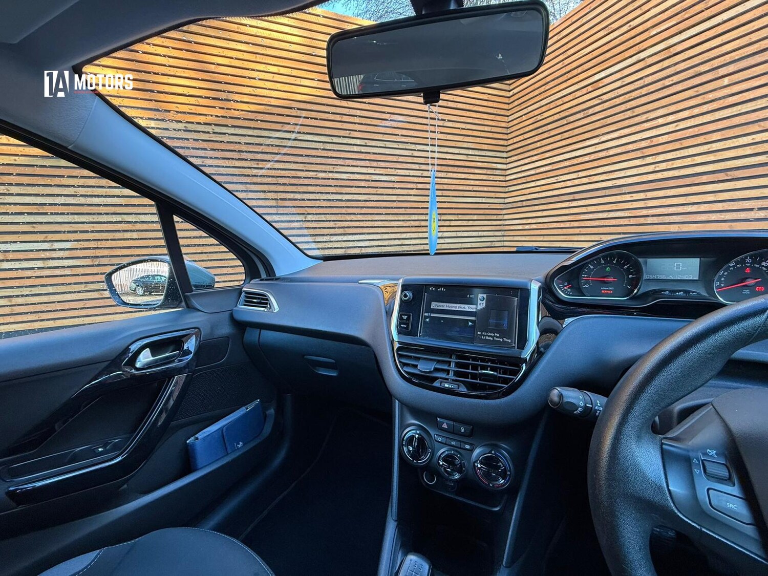 Used Peugeot 208 2014 for sale - 77453757: Photo 16