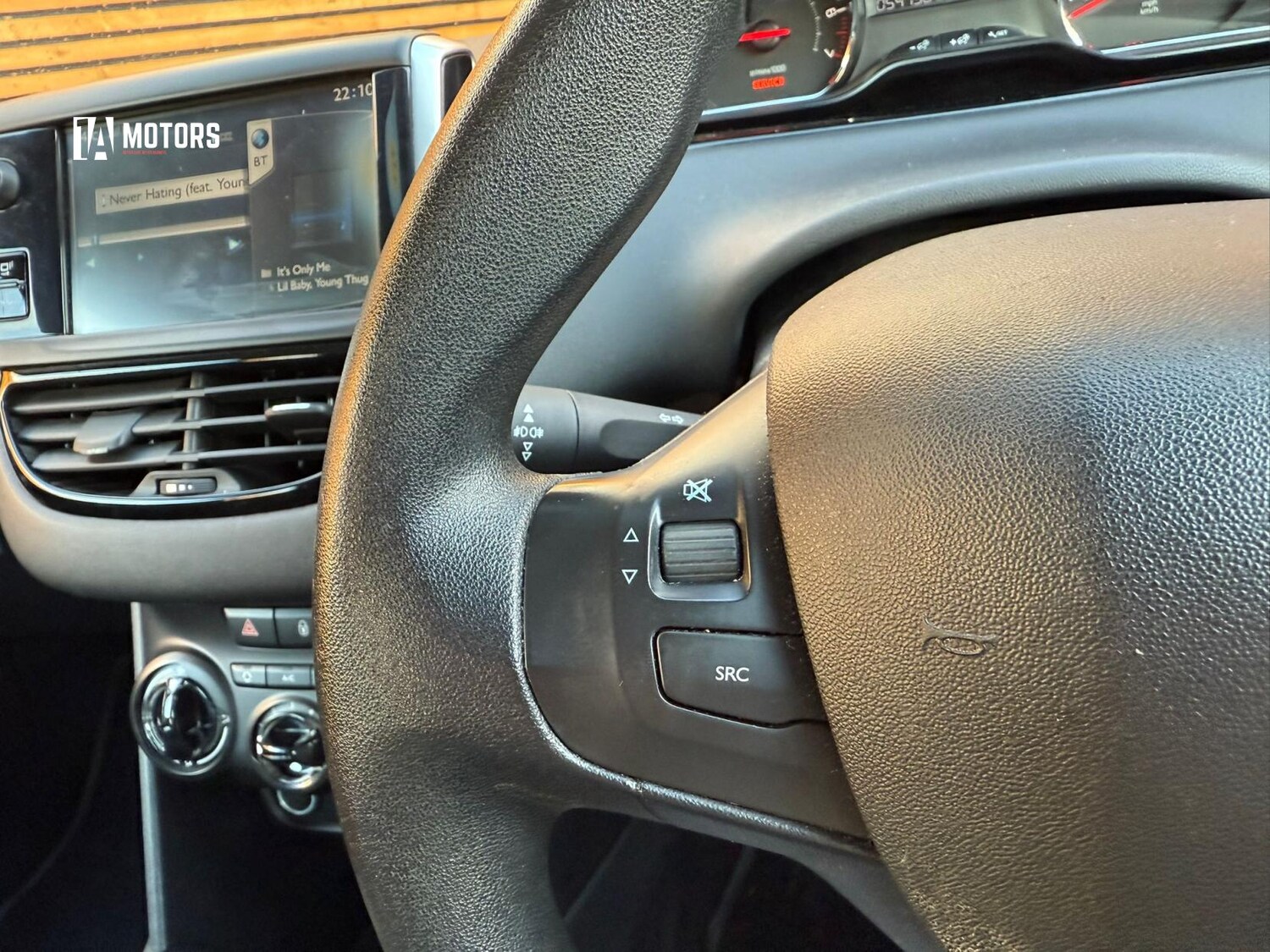 Used Peugeot 208 2014 for sale - 77453757: Photo 18