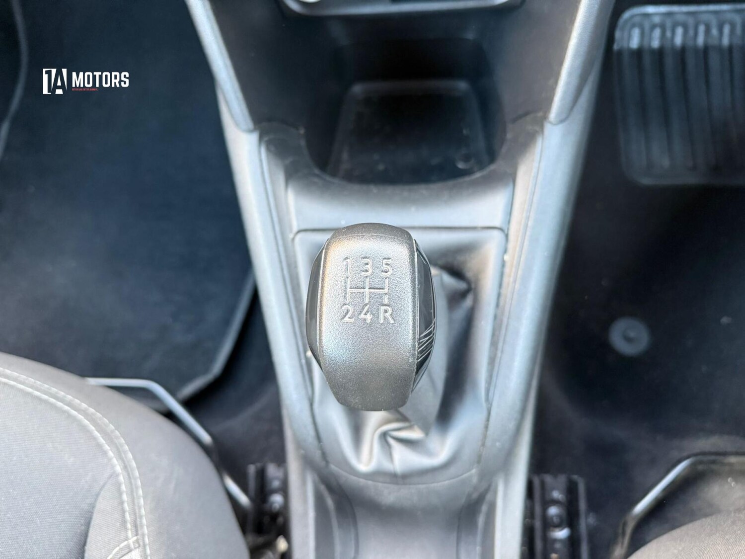 Used Peugeot 208 2014 for sale - 77453757: Photo 22