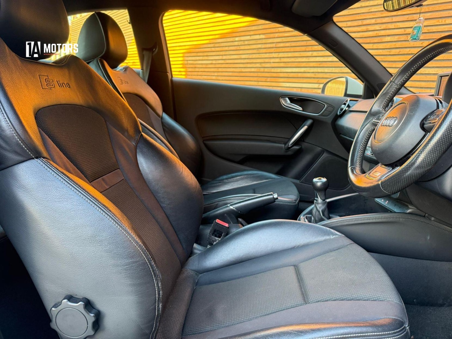 Used Audi A1 2013 for sale - 77453772: Photo 12