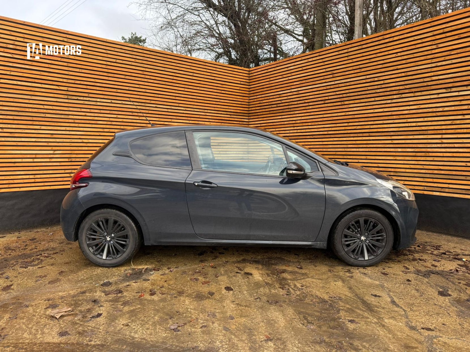 Used Peugeot 208 2017 for sale - 77519436: Photo 16