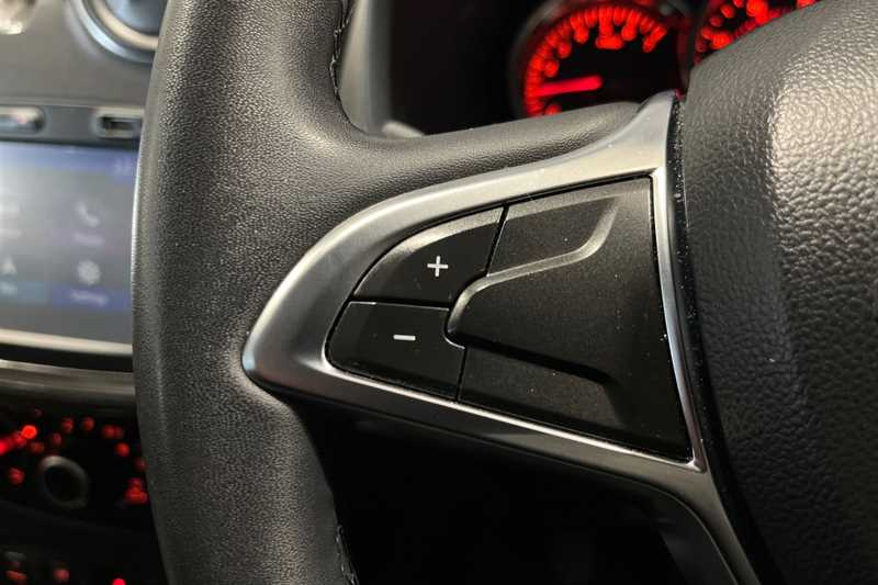 Used Dacia Sandero Stepway 2019 for sale - 76945193: Photo 21