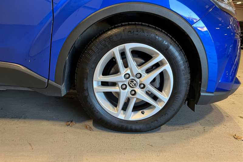 Used Toyota C-HR 2020 for sale - 77295237: Photo 9