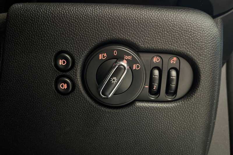 Used MINI Hatch 2017 for sale - 76530817: Photo 26