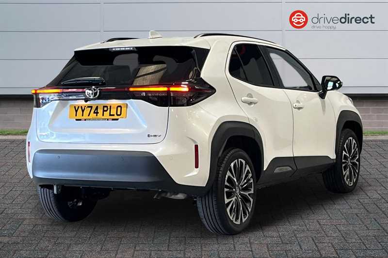 Used Toyota Yaris Cross 2024 for sale - 77727620: Photo 3