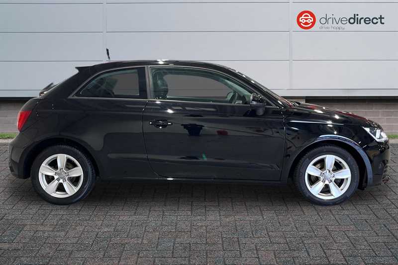 Used Audi A1 2017 for sale - 76529497: Photo 2