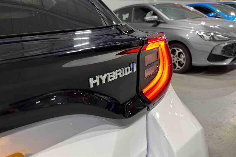 Used Toyota Yaris 2023 for sale - 77445025: Photo 30