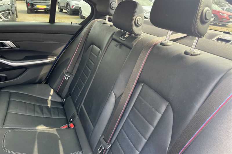 Used BMW 3 Series 2021 for sale - 76217392: Photo 24