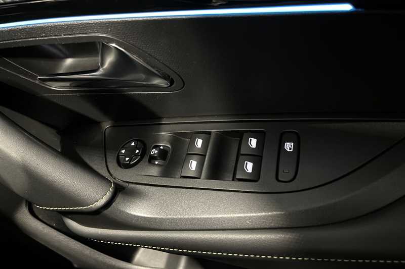 Used Peugeot 2008 2022 for sale - 77801658: Photo 16