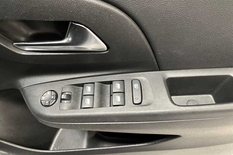 Used Vauxhall Corsa 2022 for sale - 76062453: Photo 16