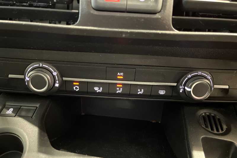 Used Vauxhall Combo Life 2019 for sale - 76488875: Photo 15