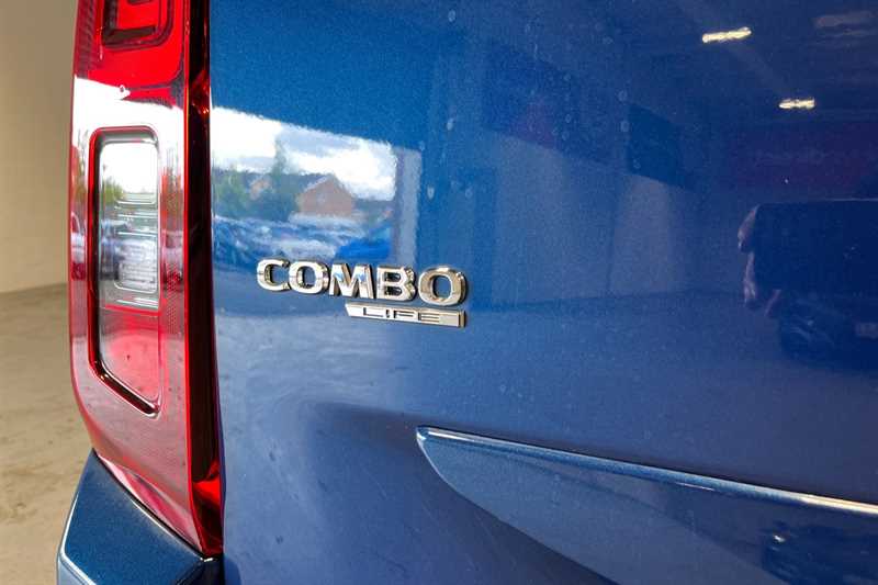 Used Vauxhall Combo Life 2019 for sale - 76488875: Photo 30