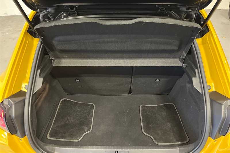 Used Peugeot E-208 2022 for sale - 76955938: Photo 25