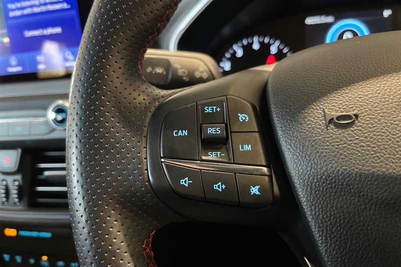 Used Ford Focus 2022 for sale - 78174143: Photo 21