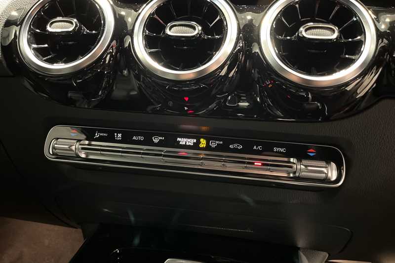 Used Mercedes-Benz GLA for sale - 77811418: Photo 15