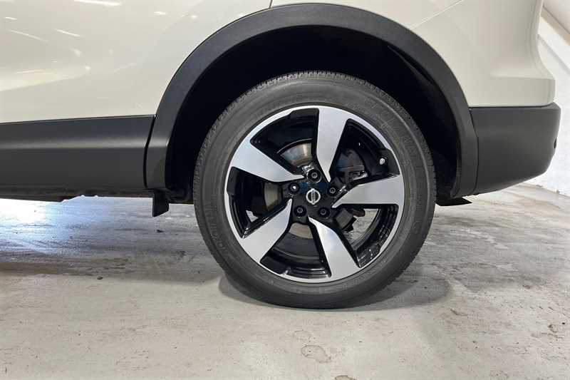 Used Nissan Qashqai 2015 for sale - 76448775: Photo 11