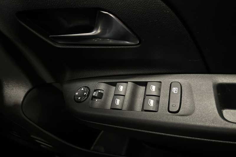 Used Vauxhall Corsa 2023 for sale - 78174320: Photo 16