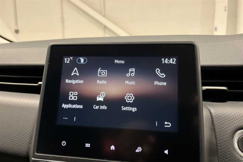 Used Renault Clio 2023 for sale - 77787910: Photo 40