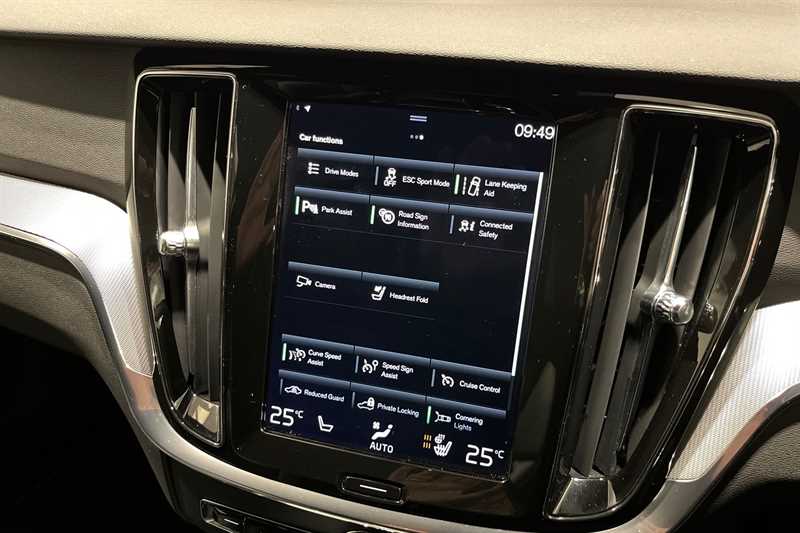 Used Volvo S60 2022 for sale - 77895256: Photo 40