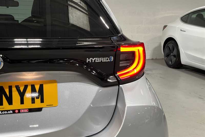 Used Toyota Yaris 2021 for sale - 78222506: Photo 32