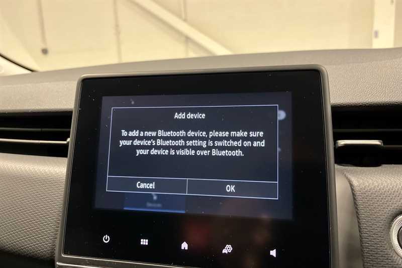 Used Renault Clio 2023 for sale - 78175347: Photo 41