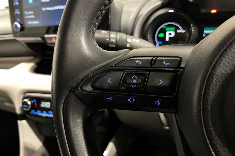 Used Toyota Yaris 2021 for sale - 78188935: Photo 21