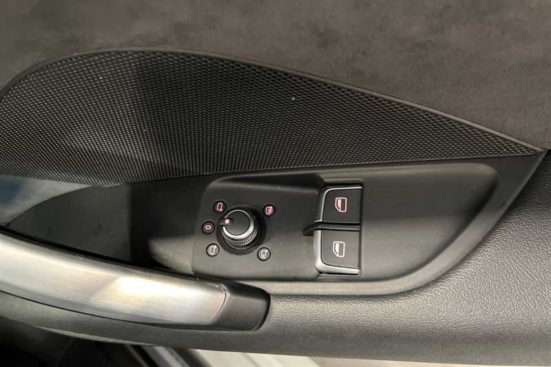 Used Audi TT 2019 for sale - 76443832: Photo 16