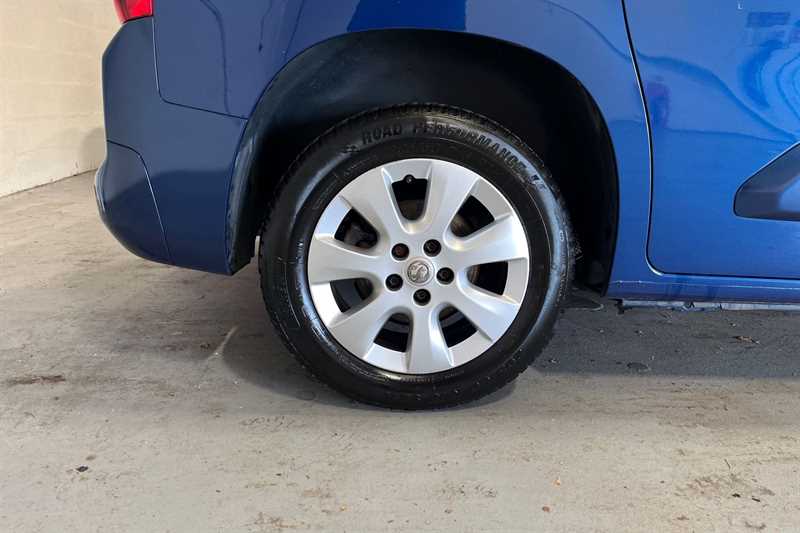 Used Vauxhall Combo Life 2019 for sale - 76844246: Photo 10