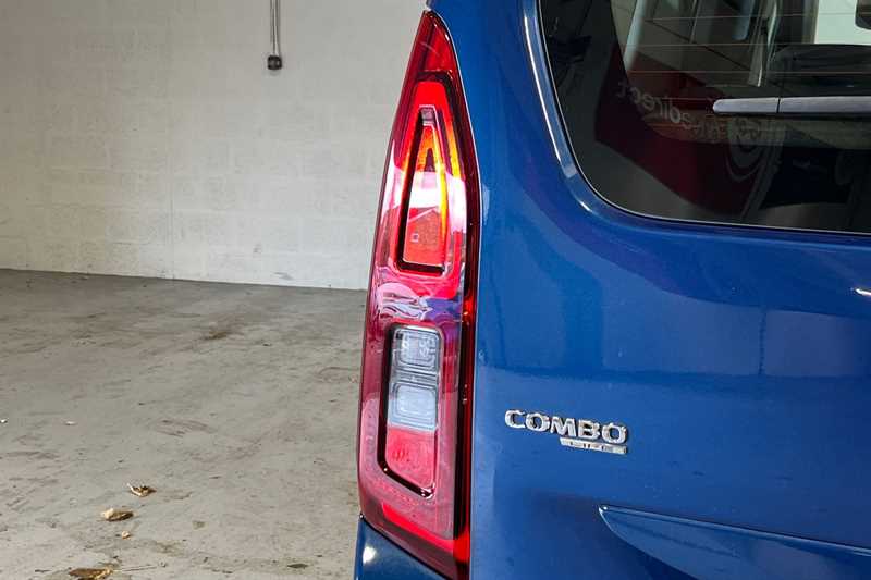 Used Vauxhall Combo Life 2019 for sale - 76844246: Photo 31