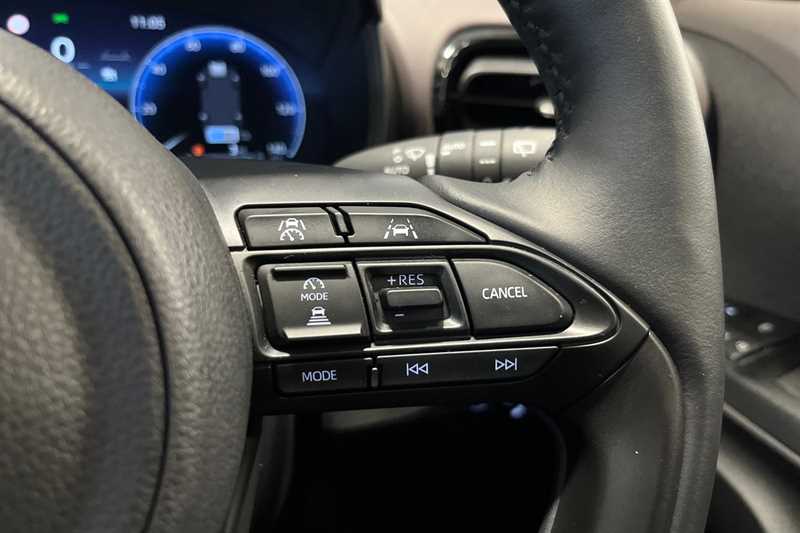 Used Toyota Yaris Cross 2024 for sale - 77895481: Photo 22