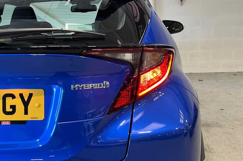 Used Toyota C-HR 2020 for sale - 76852193: Photo 32