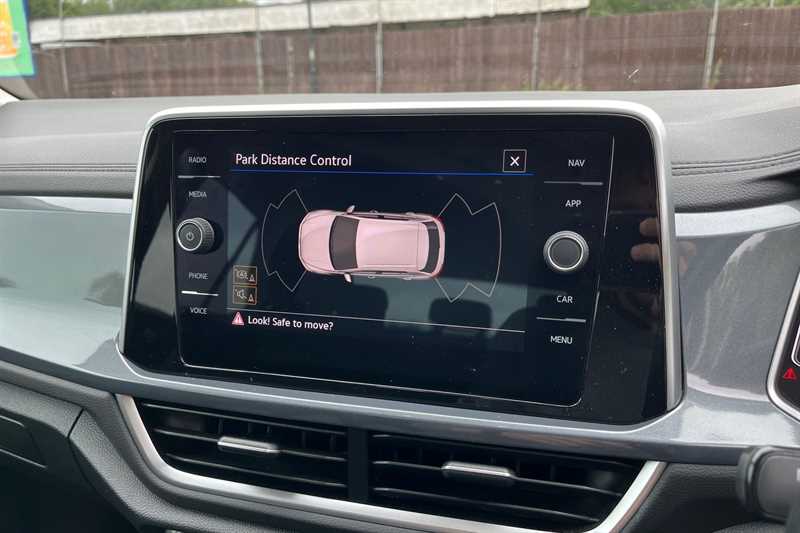 Used Volkswagen T-Roc 2022 for sale - 76525515: Photo 19