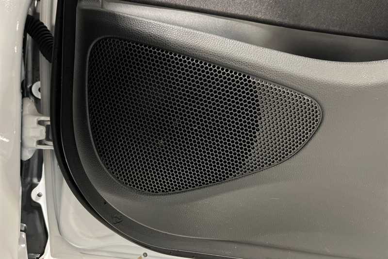 Used Toyota Yaris 2023 for sale - 77295714: Photo 27