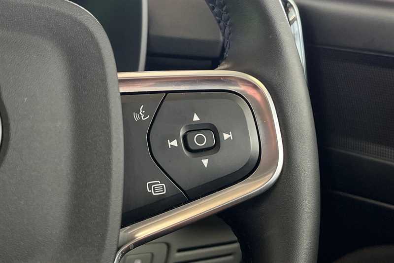 Used Volvo XC40 2022 for sale - 76717696: Photo 22