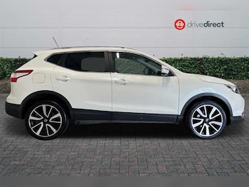 Used Nissan Qashqai 2015 for sale - 75660632: Photo