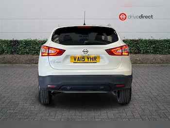 Used Nissan Qashqai 2015 for sale - 75660632: Photo