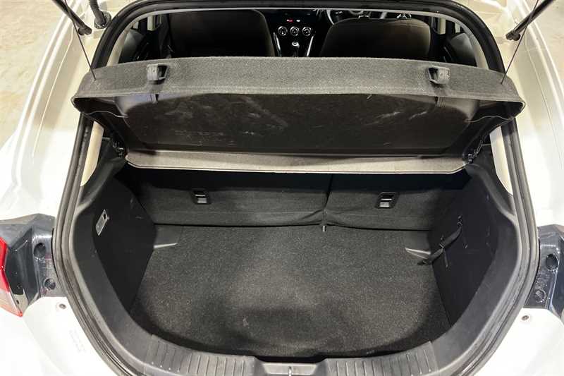 Used Mazda Mazda2 2022 for sale - 76955945: Photo 25