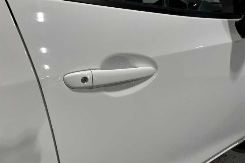 Used Mazda Mazda2 2022 for sale - 76955945: Photo 33