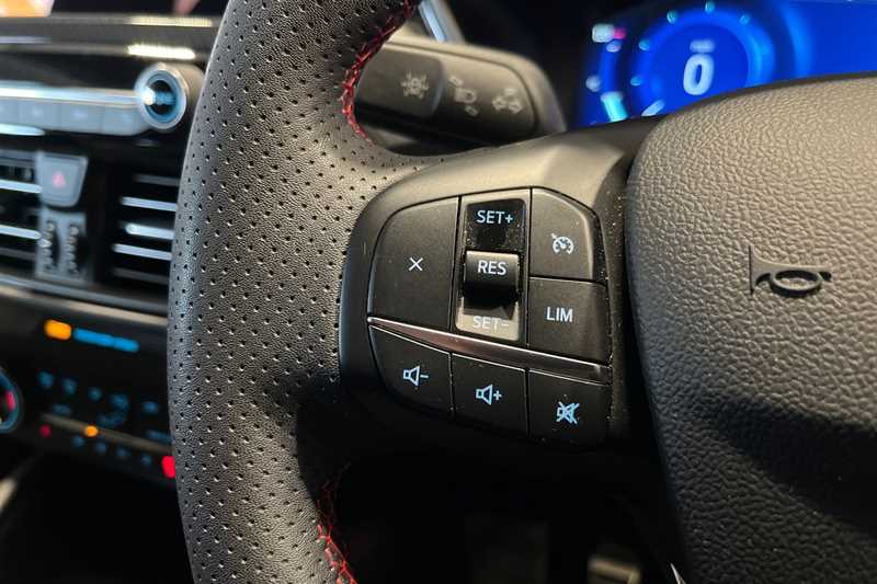 Used Ford Kuga 2023 for sale - 78138749: Photo 21