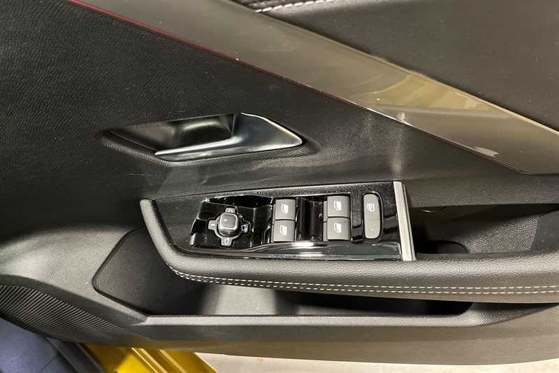 Used Vauxhall Astra 2023 for sale - 77317975: Photo 16