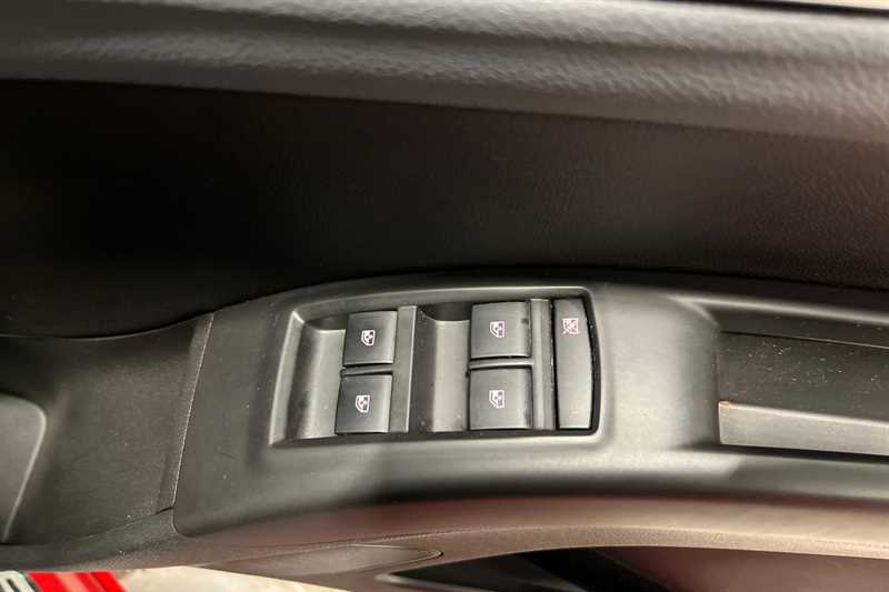 Used Vauxhall Meriva 2015 for sale - 76828460: Photo 16