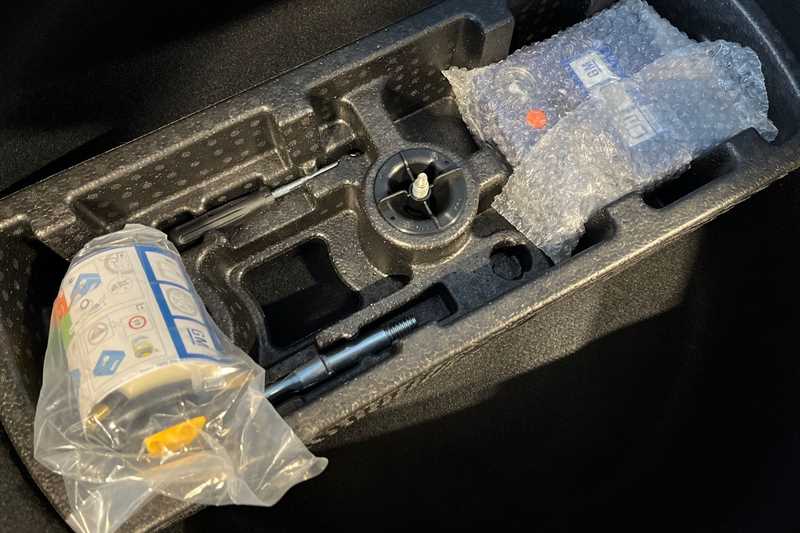 Used Vauxhall Meriva 2015 for sale - 76828460: Photo 37