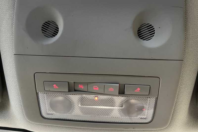 Used Vauxhall Meriva 2015 for sale - 76828460: Photo 40